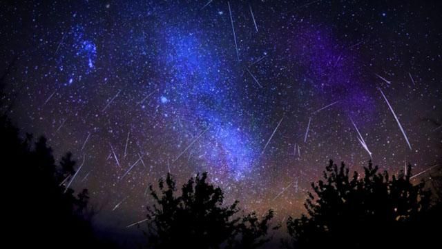 Українці побачать метеоритний дощ Персеїди Українці побачать метеоритний дощ Персеїди