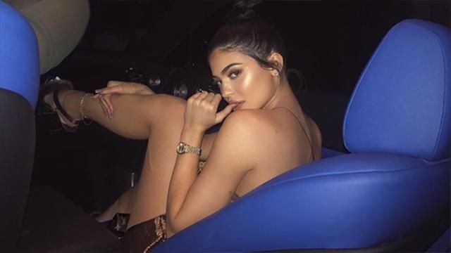 Сестра Кім Кардашян позувала у сексуальній фотосесії для українського фотографа Сестра Кім Кардашян позувала у сексуальній фотосесії для українського фотографа