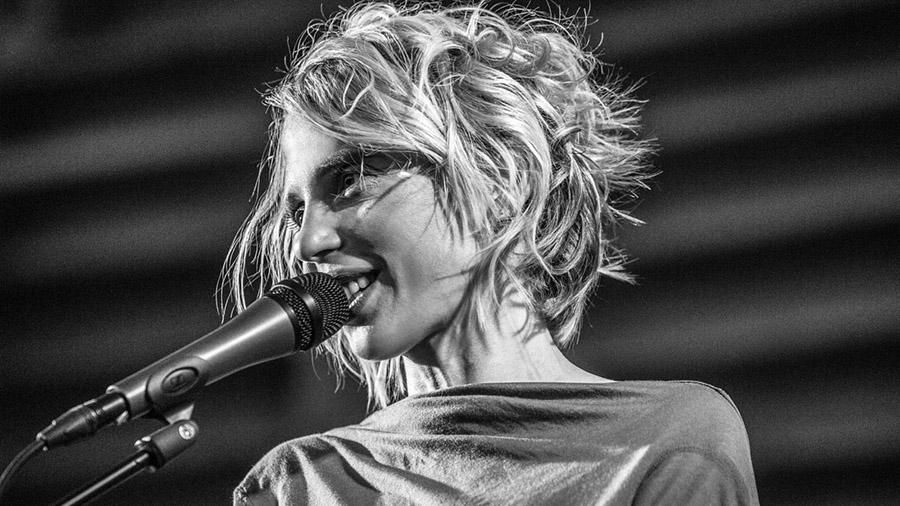 Ірена Карпа – про сало, гопак і культурну дипломатію, або "Ми дуже кльові, ми з України" Ірена Карпа – про сало, гопак і культурну дипломатію, або "Ми дуже кльові, ми з України"