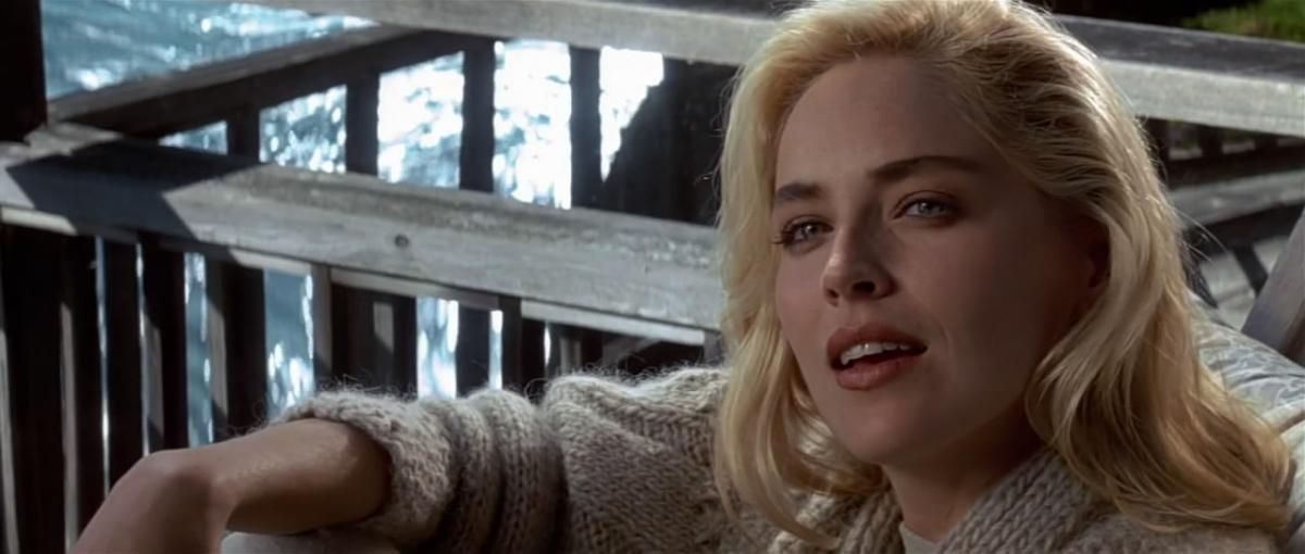 Шэрон Стоун показала видео с кастинга "Основного инстинкта" Шэрон Стоун показала видео с кастинга "Основного инстинкта"