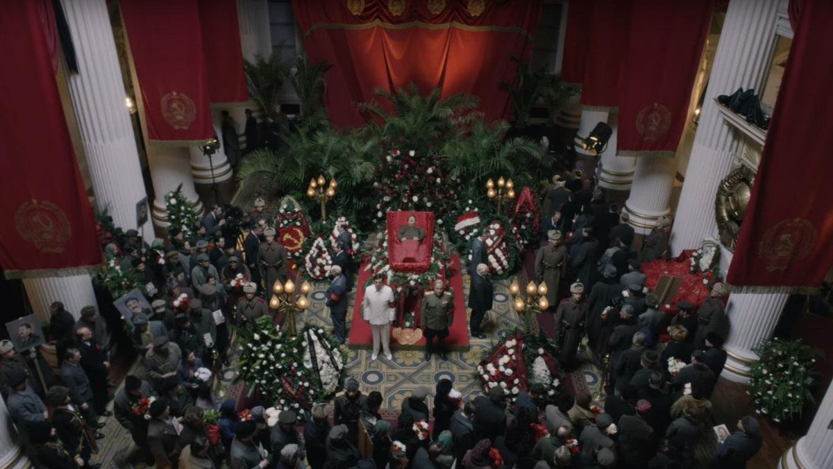 Британський режисер покепкував у комедії над Сталіним