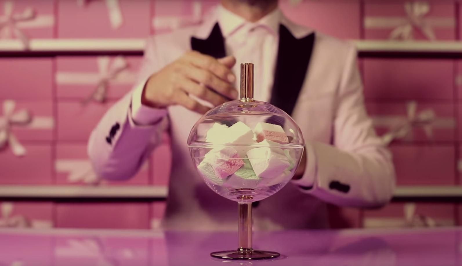 Как бы выглядели кулинарные видео от известных режиссеров: смешные ролики Как бы выглядели кулинарные видео от известных режиссеров: смешные ролики