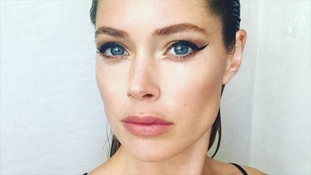 Супермодель Даутцен Крез очаровала селфи без макияжа Супермодель Даутцен Крез очаровала селфи без макияжа