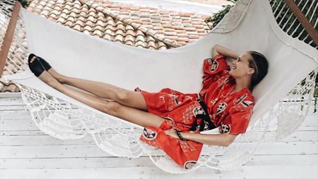 Украинская модель похвасталась стройной фигурой на отдыхе: фото Украинская модель похвасталась стройной фигурой на отдыхе: фото
