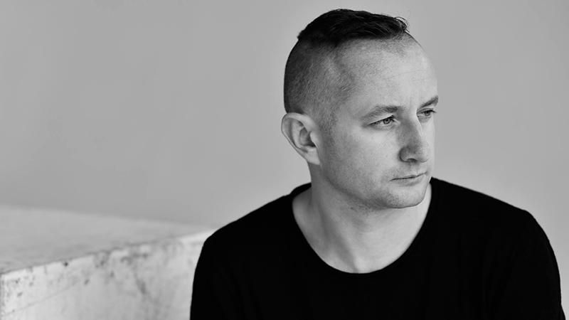 Ексклюзив: уривок з нового роману Сергія Жадана "Інтернат" Ексклюзив: уривок з нового роману Сергія Жадана "Інтернат"