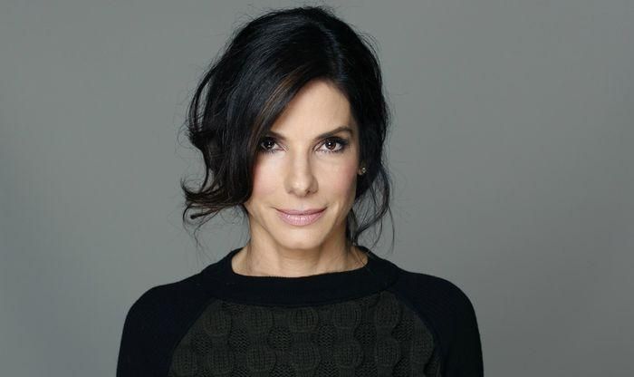 Сандра Баллок пожертвовала миллион долларов для пострадавших от урагана Харви Сандра Баллок пожертвовала миллион долларов для пострадавших от урагана Харви