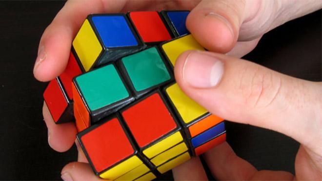Новий світовий рекорд: підліток із США зібрав кубик Рубіка з шаленою швидкістю
