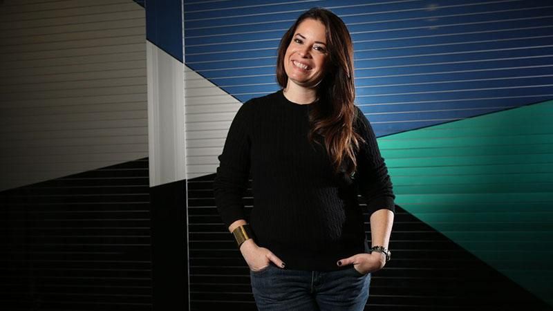 Зірка серіалу "Всі жінки відьми" втретє виходить заміж: фото Зірка серіалу "Всі жінки відьми" втретє виходить заміж: фото