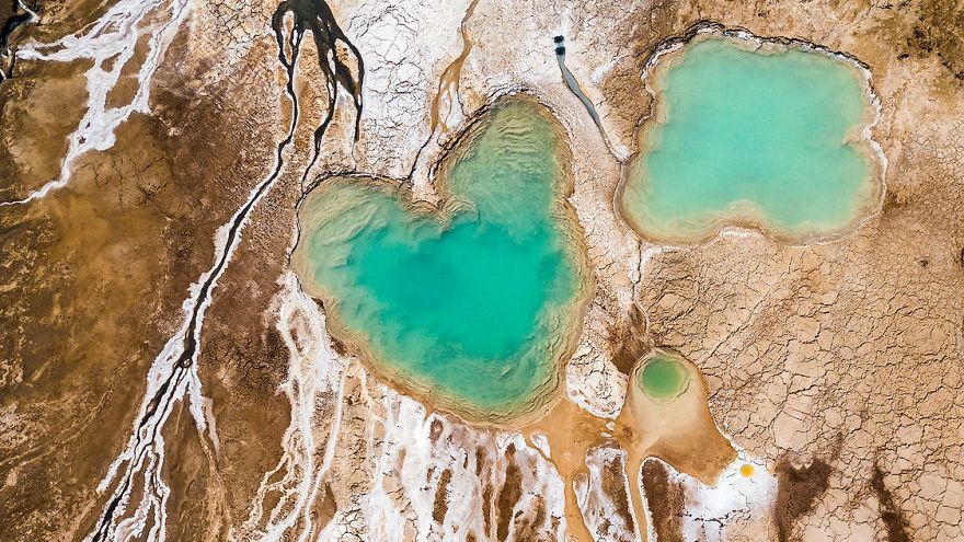 Мертве море з висоти: фотограф зробив світлини, що захоплюють дух Мертве море з висоти: фотограф зробив світлини, що захоплюють дух