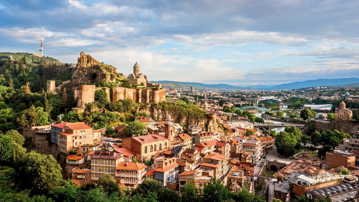 ТОП-12 напрямків, куди поїхати на відпочинок у вересні ТОП-12 напрямків, куди поїхати на відпочинок у вересні