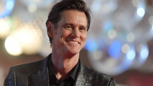 Джим Керрі налякав фанатів депресивними поглядами на життя Джим Керрі налякав фанатів депресивними поглядами на життя