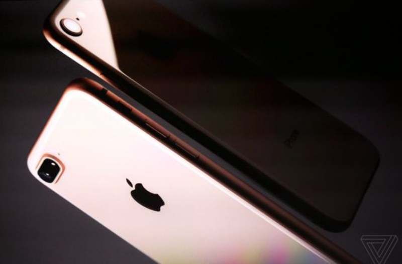 Презентація iPhone 8 та iPhone 8 Plus: характеристики нового iPhone Презентація iPhone 8 та iPhone 8 Plus: характеристики нового iPhone