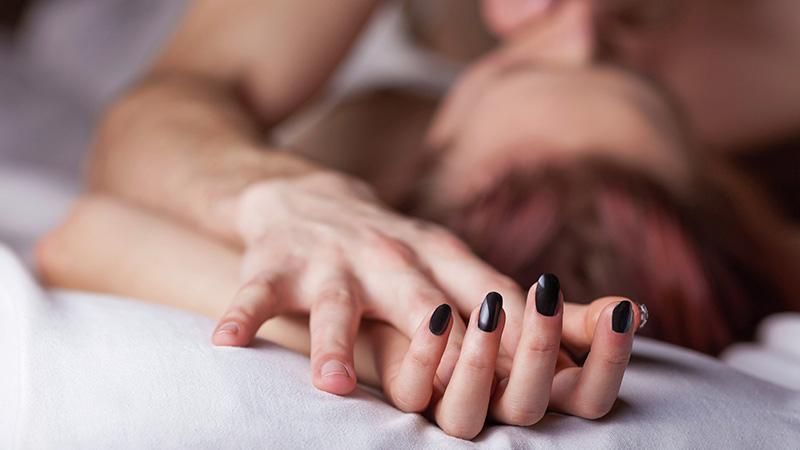 Почему женщины теряют интерес к сексу в длительных отношениях: ответ ученых