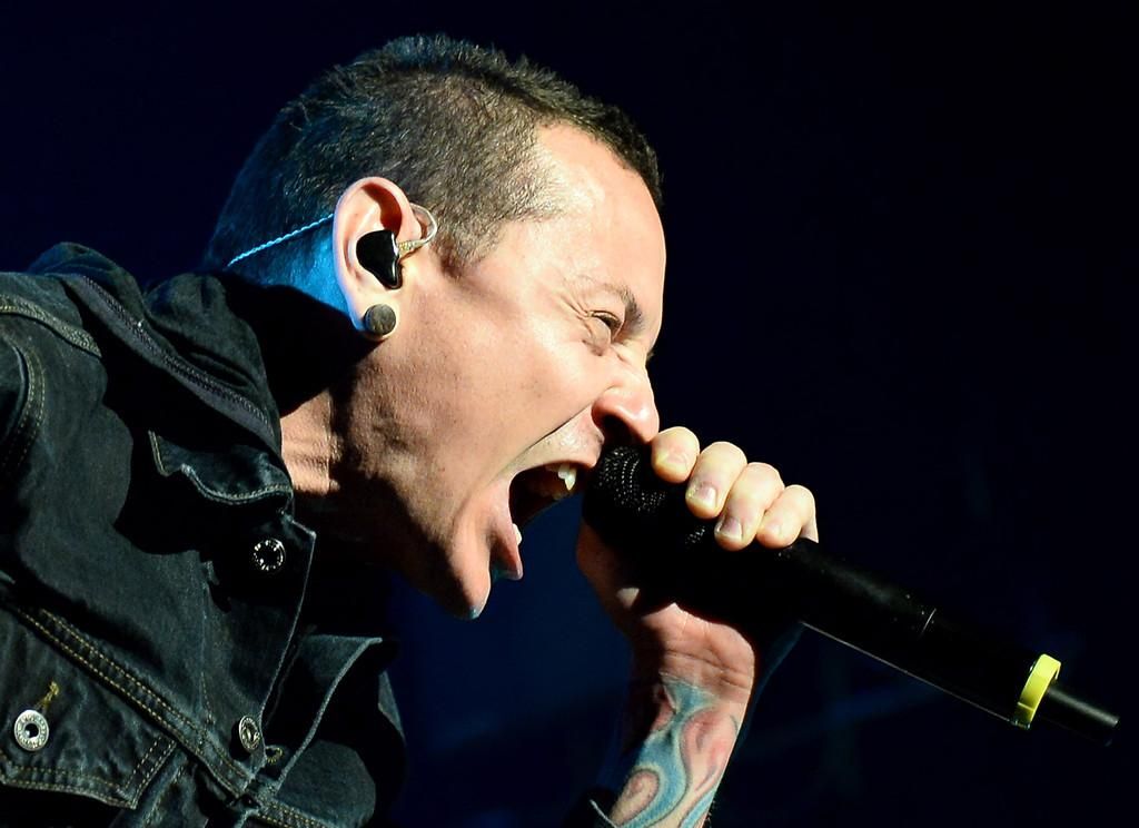 Linkin Park сыграют первый концерт без Честера Беннингтона в память о музыканте
