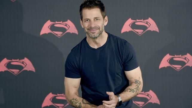 Режисер Зак Снайдер випустив фільм, повністю знятий на iPhone (18+) Режисер Зак Снайдер випустив фільм, повністю знятий на iPhone (18+)