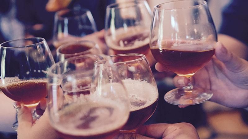 Как правильно пить алкоголь: советы, которые уберегут от неприятных ситуаций