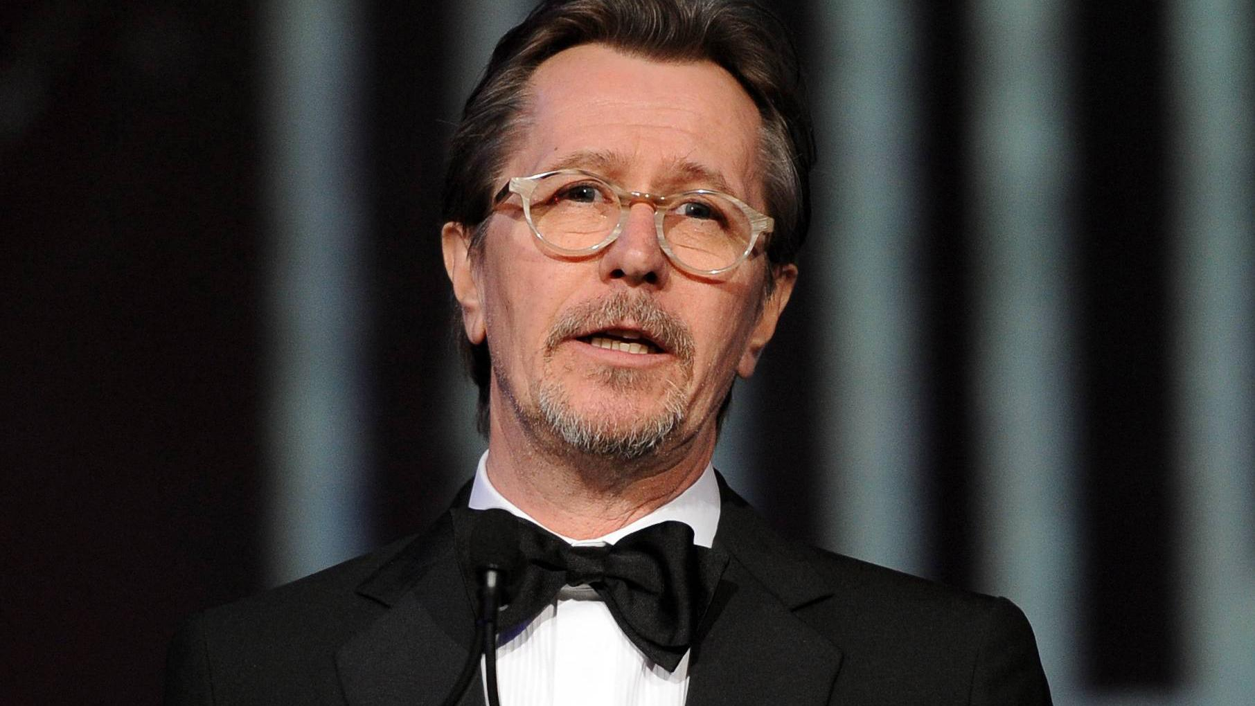 59-летний герой "Пятого элемента" Гэри Олдмен пятый раз женился