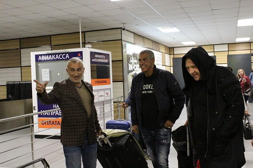 Зірка фільму "Таксі" Семір Насері незаконно прибув до Криму: фото