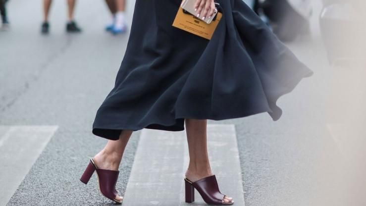 Чотири речі цього сезону, які чудово підкреслять пишні форми: поради дизайнера Чотири речі цього сезону, які чудово підкреслять пишні форми: поради дизайнера