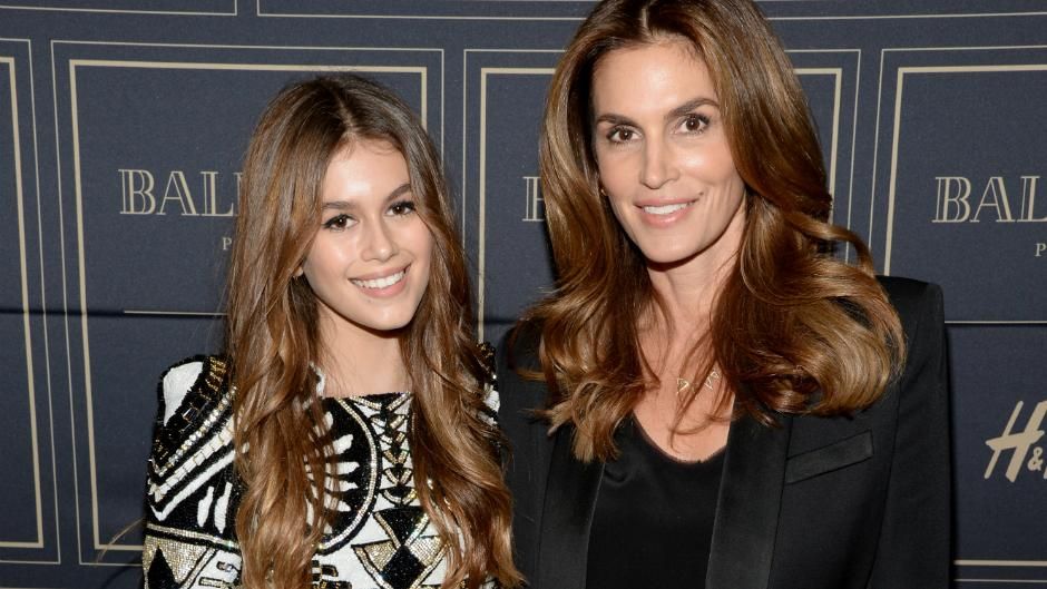 Сінді Кроуфорд відмовилась вийти на подіум зі своєю донькою: модель пояснила чому Сінді Кроуфорд відмовилась вийти на подіум зі своєю донькою: модель пояснила чому