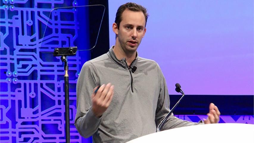 Миллионер провозгласил искусственный интеллект настоящим божеством Миллионер провозгласил искусственный интеллект настоящим божеством