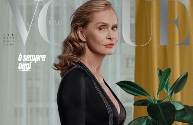 Женщины "за 60" стали главной темой нового Vogue Italia: фото