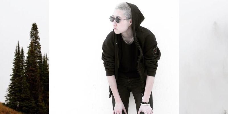 Донька Джекі Чана зізналася у нетрадиційній орієнтації Донька Джекі Чана зізналася у нетрадиційній орієнтації