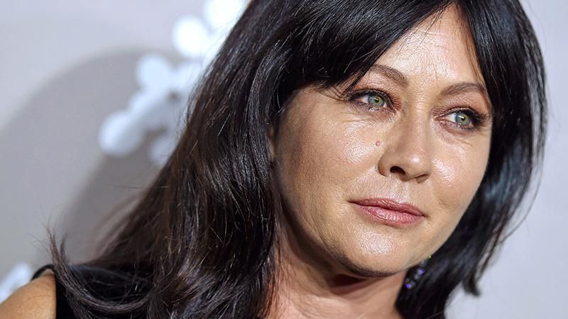 Голлівудська актриса показала, як втрачала волосся під час боротьби з раком: фото Голлівудська актриса показала, як втрачала волосся під час боротьби з раком: фото