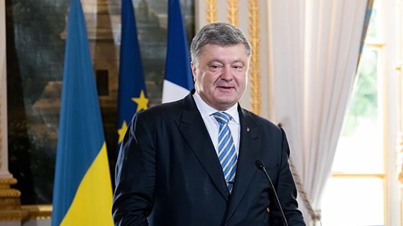 Одружений на Україні президент: "95 квартал" дотепно привітав з "ювілеєм" Порошенка 