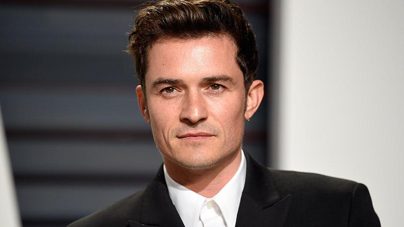 Орландо Блум растрогал сеть архивным фото из детства