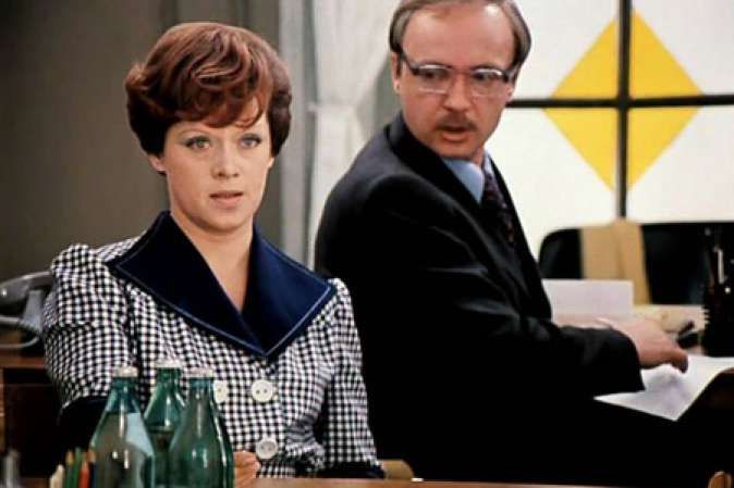 Служебный роман: дудл от Google в честь 40-летия фильма Служебный роман: дудл от Google в честь 40-летия фильма