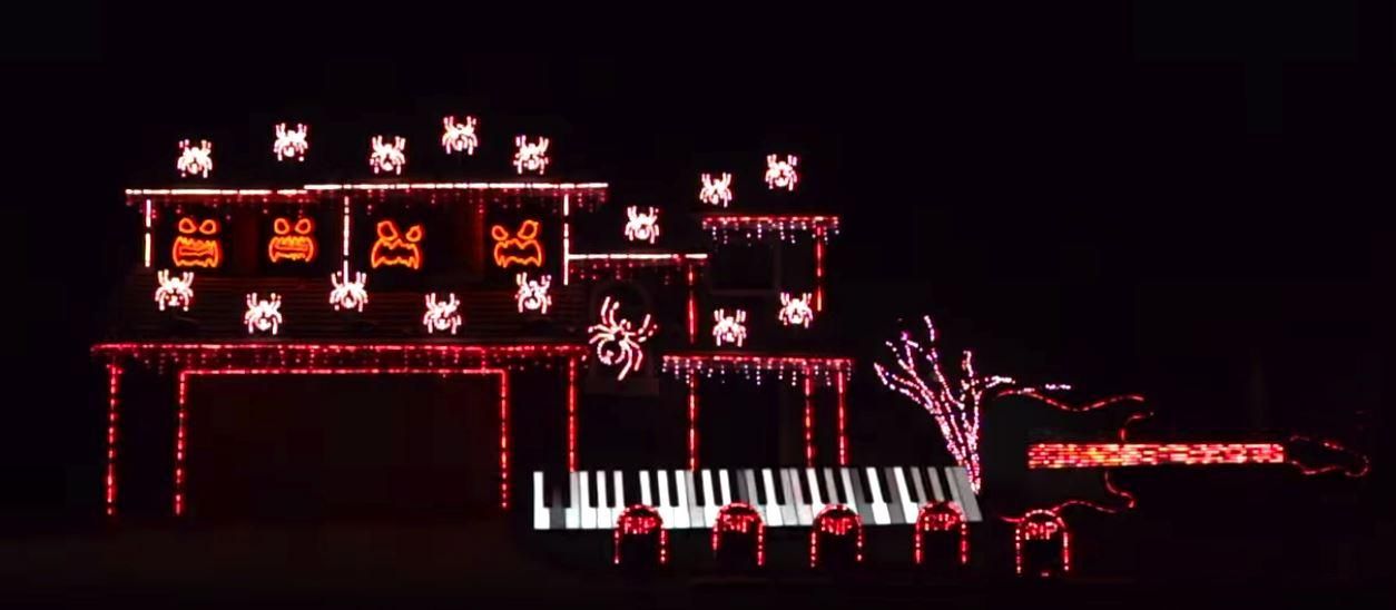 Американець влаштував справжню інсталяцію жахів: відео в дусі Хелловіну Американець влаштував справжню інсталяцію жахів: відео в дусі Хелловіну