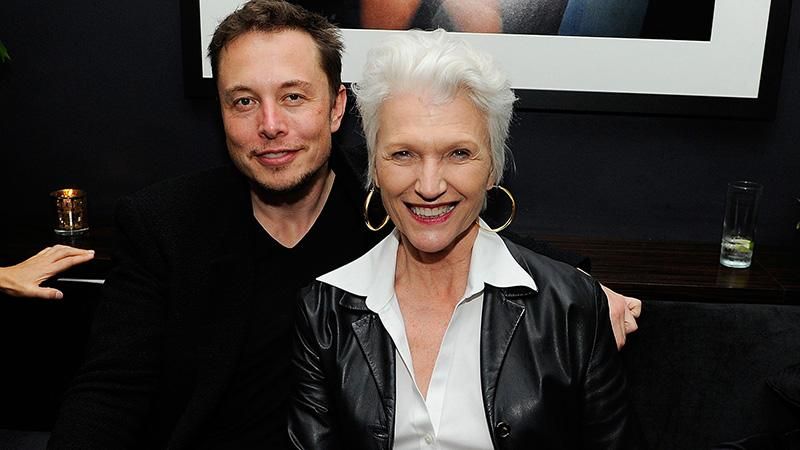 Мама Ілона Маска вперше відвідає Україну Мама Ілона Маска вперше відвідає Україну