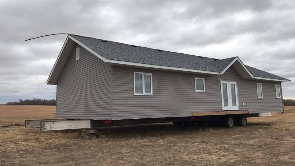 Хто загубив будинок: канадець виявив на власній ділянці чужий дім на колесах Хто загубив будинок: канадець виявив на власній ділянці чужий дім на колесах