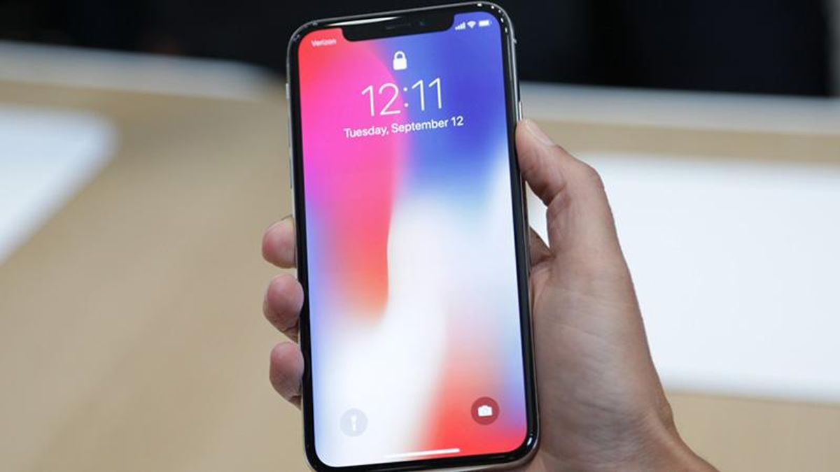Экран iPhone X не работает на холоде - видео