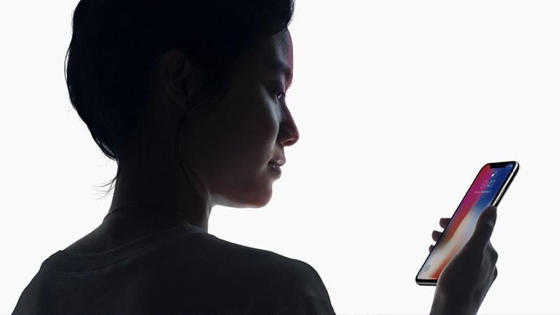 Систему Face ID на iPhone X вдалося обдурити: відео Систему Face ID на iPhone X вдалося обдурити: відео