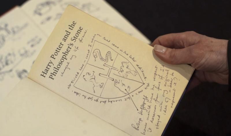 Перше видання книжки про Гаррі Поттера продали за 140 тисяч доларів
Перше видання книжки про Гаррі Поттера продали за 140 тисяч доларів