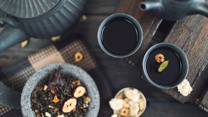 Корисні властивості чаю, які переконають вас випити напій прямо зараз 