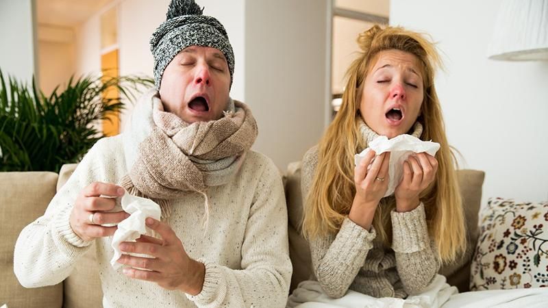 Чому жінки та чоловіки по-різному переносять грип: пояснення вчених 