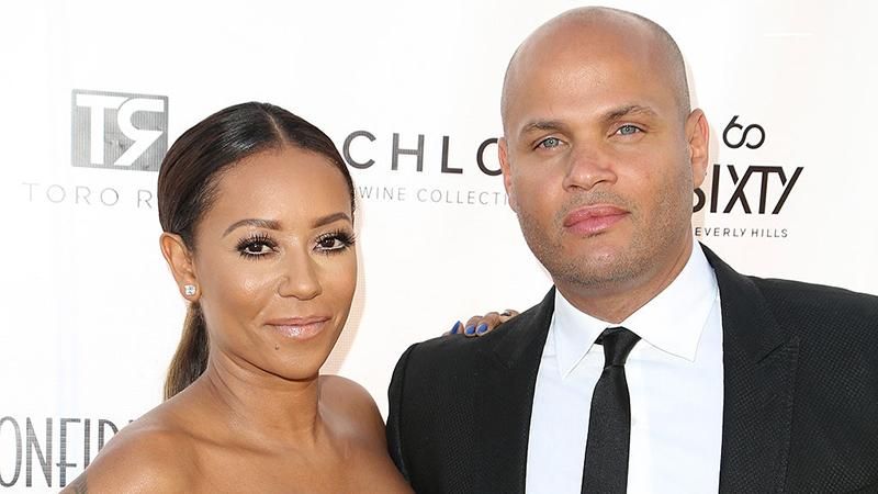 Экс-участница "Spice Girls" Мелани Браун официально развелась Экс-участница "Spice Girls" Мелани Браун официально развелась