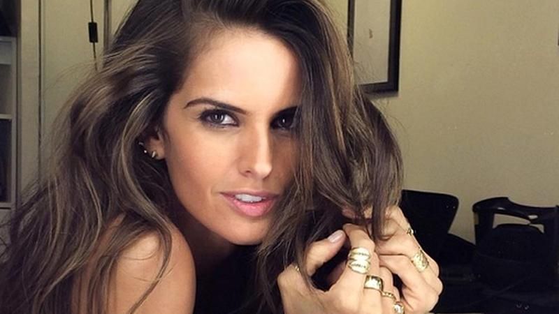 Модель Victoria's Secret показала идеальный пресс в бикини: фото Модель Victoria's Secret показала идеальный пресс в бикини: фото