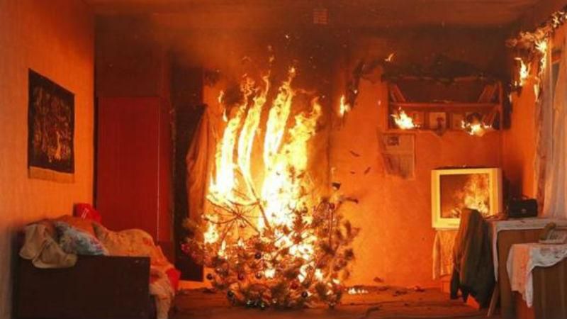 Безпечний Новий рік: як захистити будинок під час свята – поради рятувальників