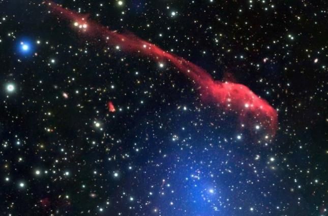 Ученые показали фото галактического кластера "Зубная щётка"
