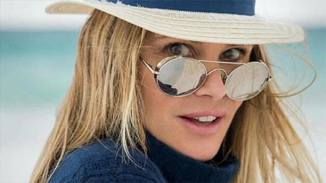 53-летняя модель показала стройное тело в купальнике: фото