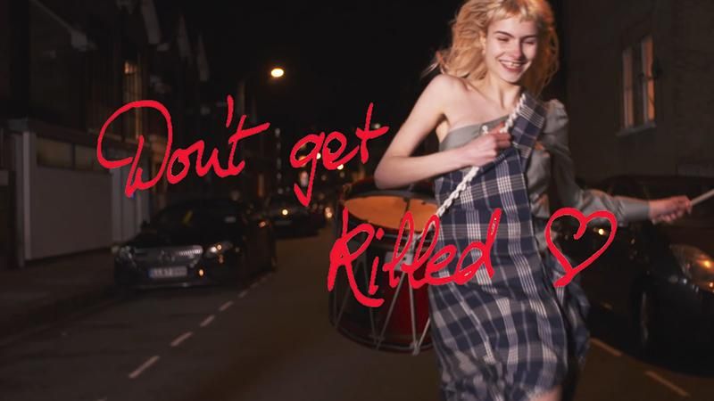 Не будь вбитим: епатажна Вів'єн Вествуд презентувала ролик про бунт моделей 