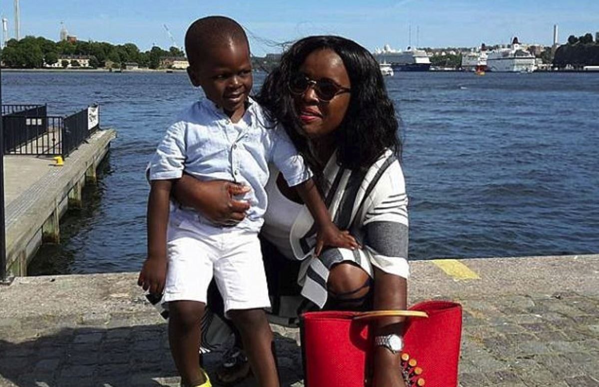 Мама темнокожего мальчика из расистской рекламы H&M отреагировала на скандал