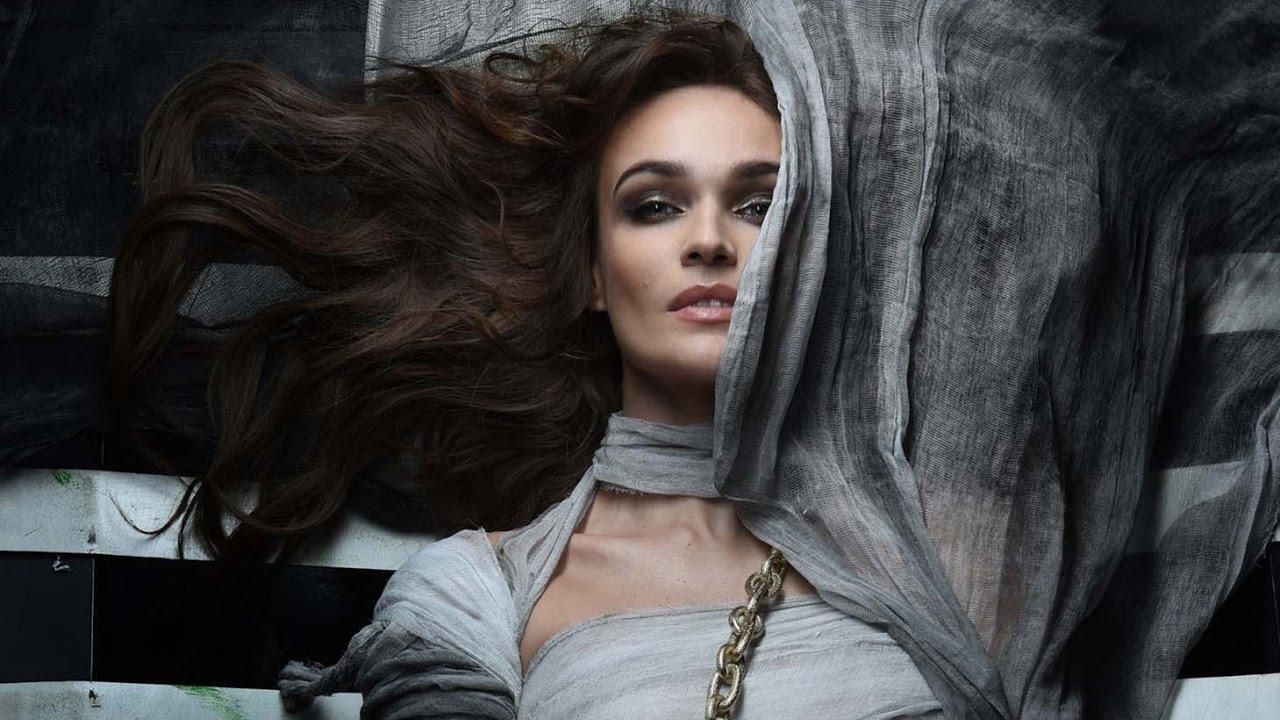 Олена Водонаєва стала героїнею еротичної зйомки: пікантні фото (18+) Олена Водонаєва стала героїнею еротичної зйомки: пікантні фото (18+)