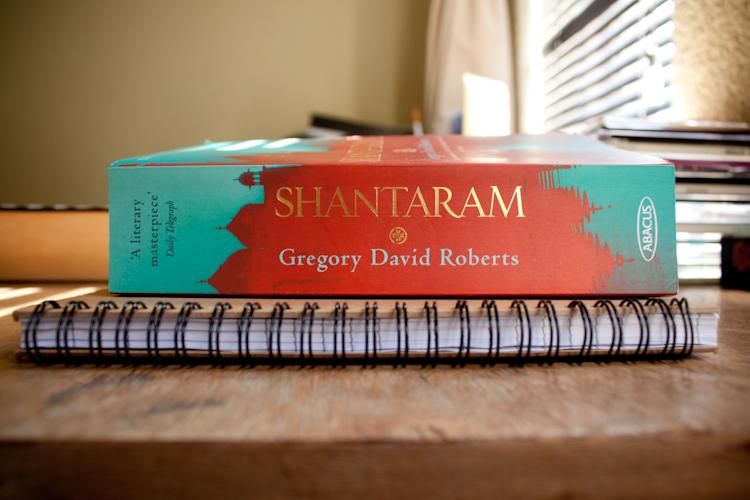 Відомий роман "Шантарам" тепер стане серіалом Відомий роман "Шантарам" тепер стане серіалом