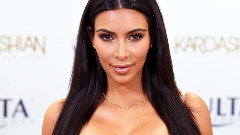 Ким Кардашян обнажилась ради откровенного кадра в ванной: фото Ким Кардашян обнажилась ради откровенного кадра в ванной: фото