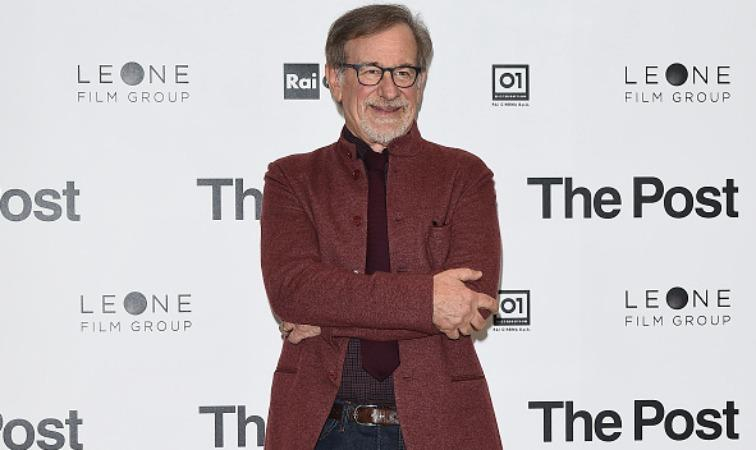 Спилберг снимет римейк "вечного" мюзикла о любви